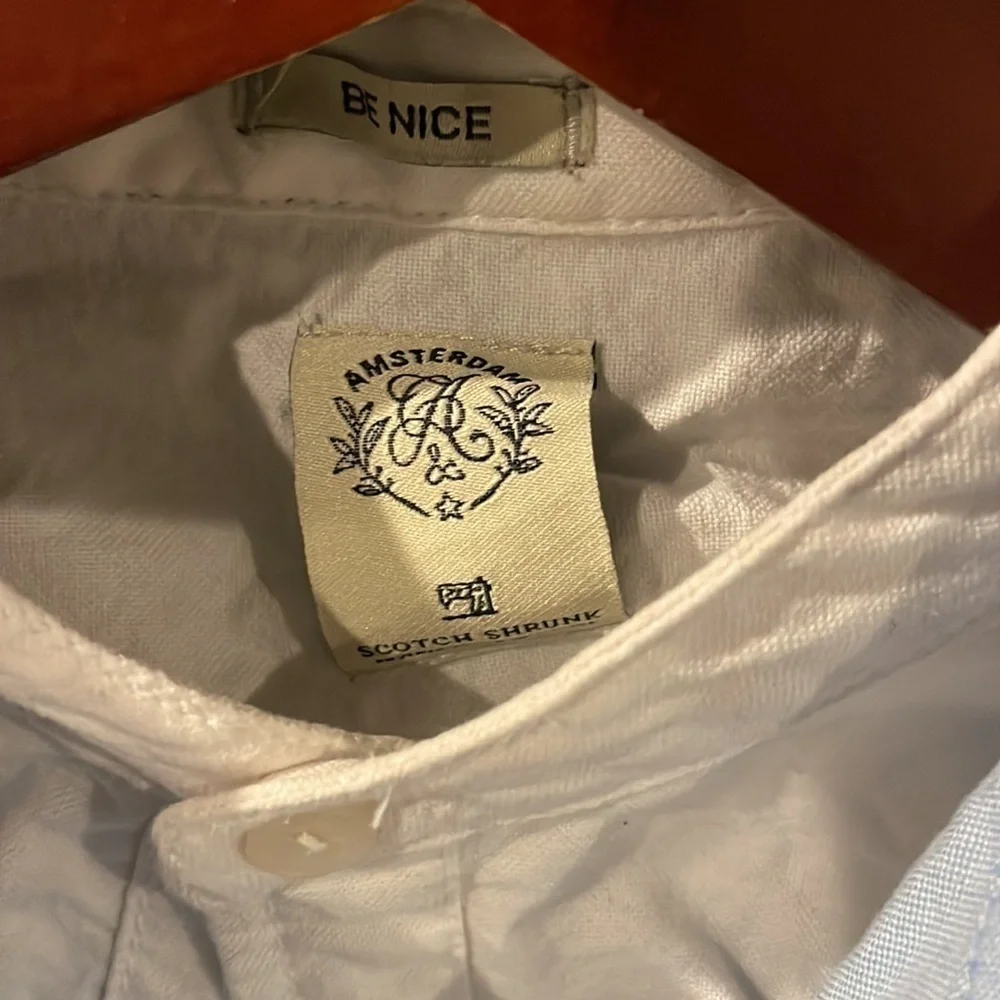 Saks scotch shrunk 2 layer button down shirt